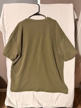 Forever 21 Olive Crewneck Short-Sleeve Tee
